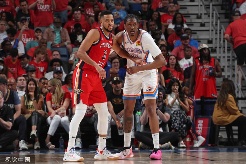 些措手不及 些措手不及